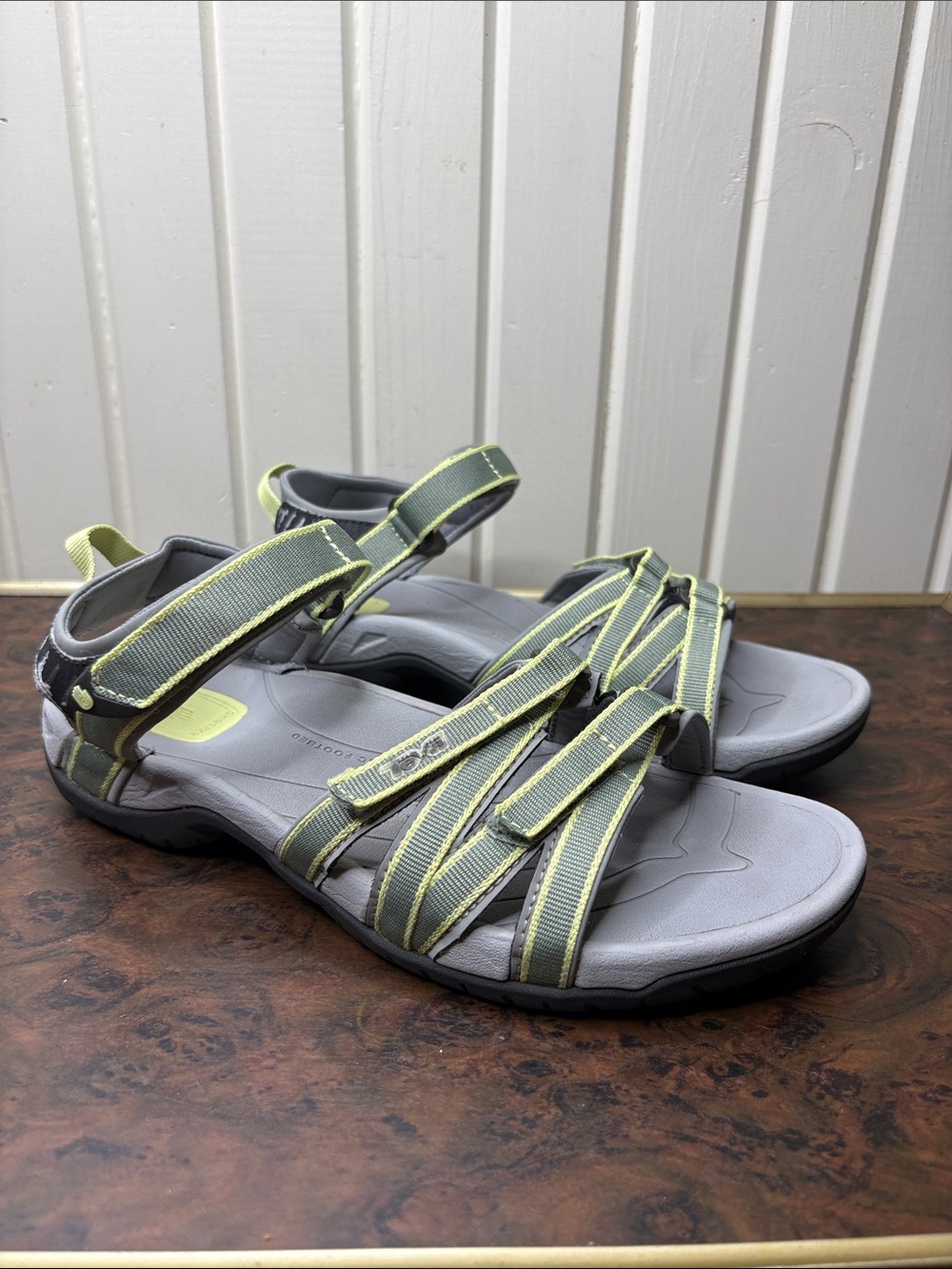 Teva Sandals 4266 size 10 womens